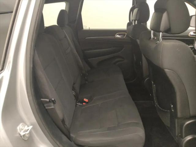 2017 Jeep Grand Cherokee Laredo 4x2