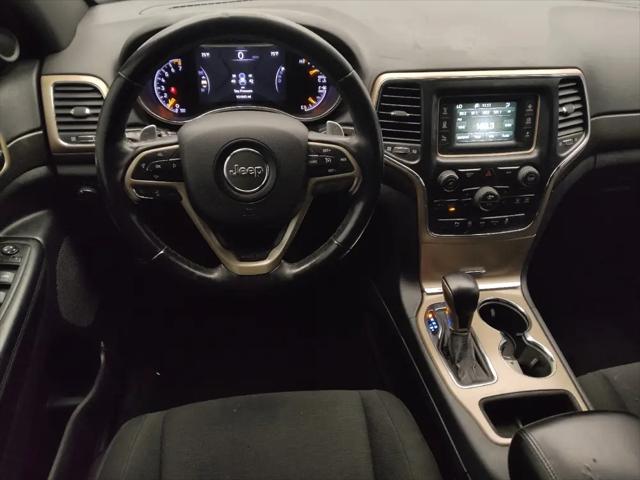 2017 Jeep Grand Cherokee Laredo 4x2