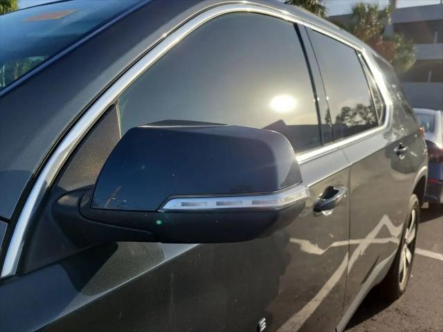 2021 Chevrolet Traverse FWD LT Leather