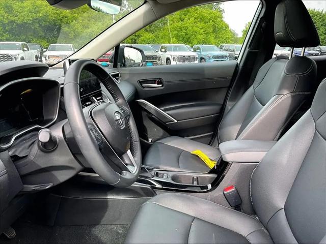 2025 Toyota Corolla Cross XLE