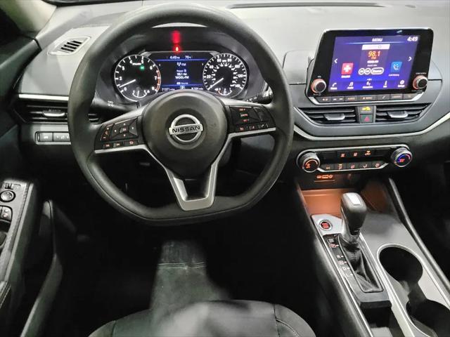 2022 Nissan Altima SV FWD