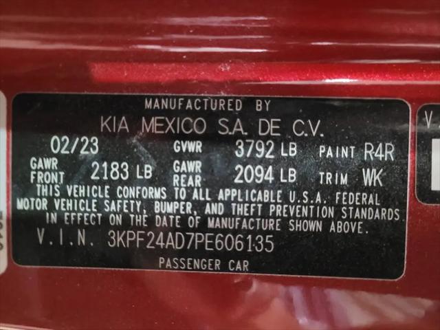 2023 Kia Forte LXS