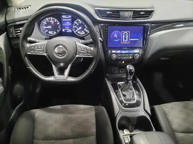 2018 Nissan Rogue Sport SV
