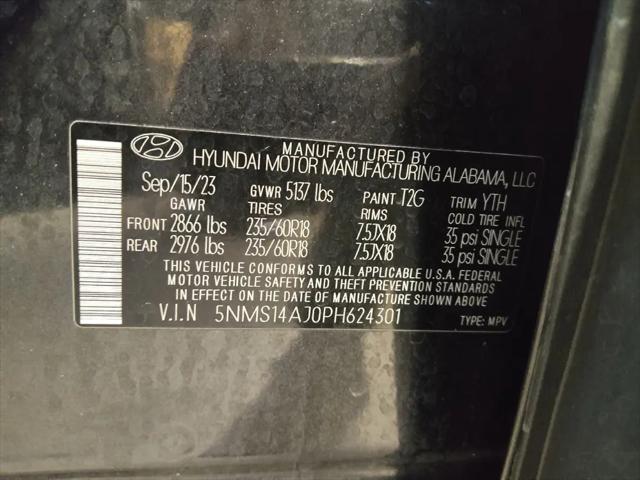 2023 Hyundai Santa Fe SE