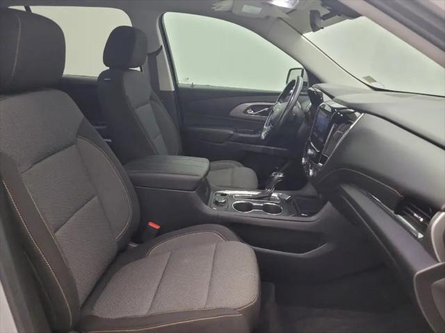 2020 Chevrolet Traverse AWD LT Cloth
