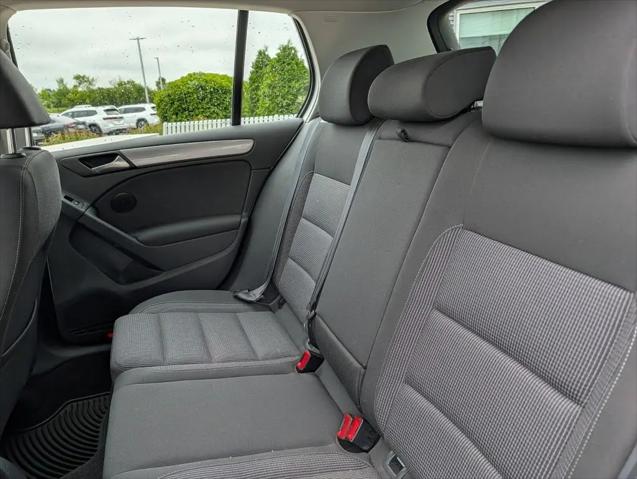 2011 Volkswagen Golf 2.5L 4-Door