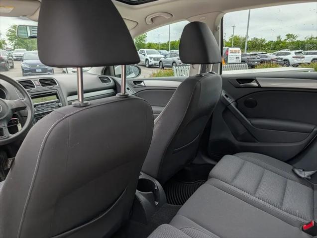 2011 Volkswagen Golf 2.5L 4-Door