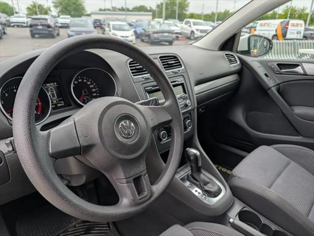 2011 Volkswagen Golf 2.5L 4-Door
