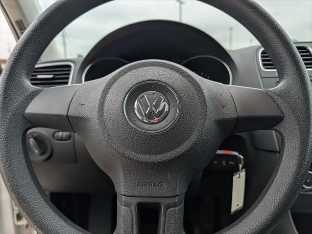 2011 Volkswagen Golf 2.5L 4-Door