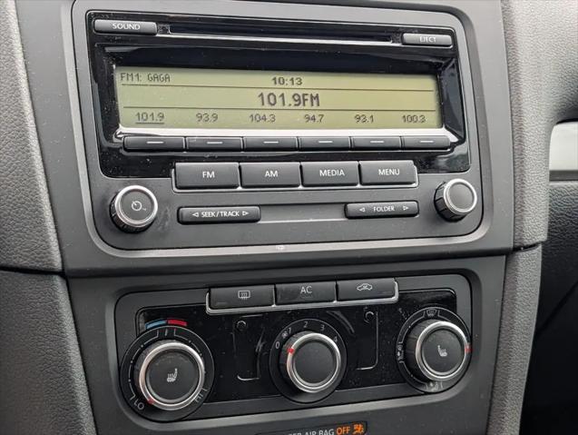 2011 Volkswagen Golf 2.5L 4-Door