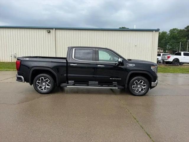 2026 GMC Sierra 1500 Crew Cab, Short Bed, SLT, 4WD
