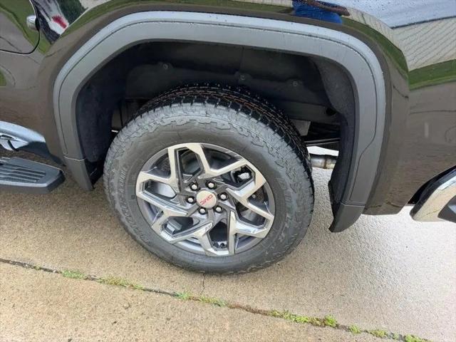 2026 GMC Sierra 1500 Crew Cab, Short Bed, SLT, 4WD