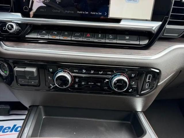 2026 GMC Sierra 1500 Crew Cab, Short Bed, SLT, 4WD