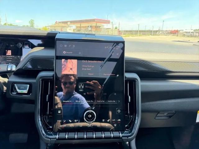 2026 GMC Yukon XL 4WD AT4