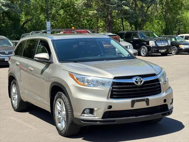 2016 Toyota Highlander Limited V6