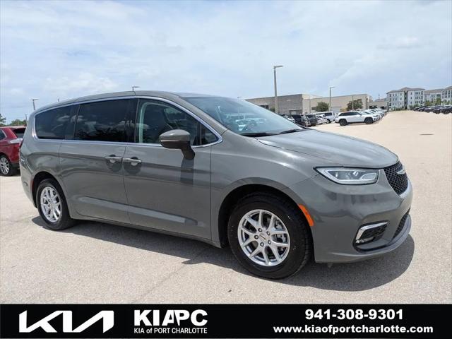 2023 Chrysler Pacifica Touring L for sale in Port Charlotte, FL