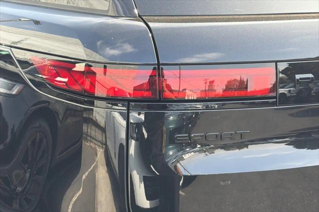 2026 Land Rover Range Rover Sport P530 Dynamic SE