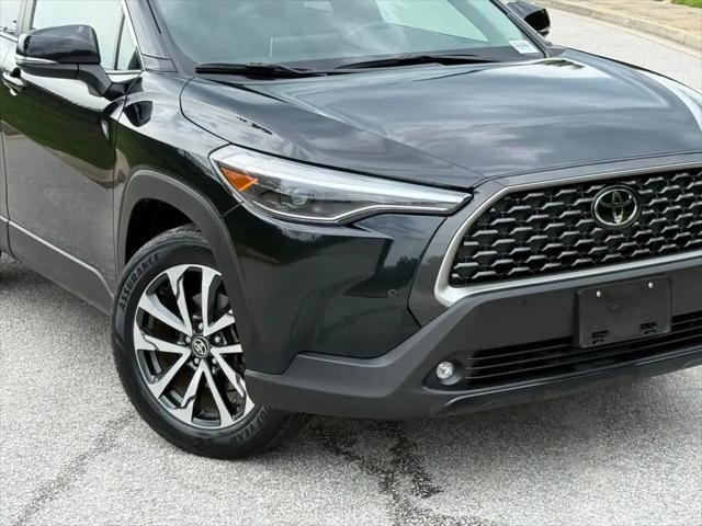 2025 Toyota Corolla Cross XLE