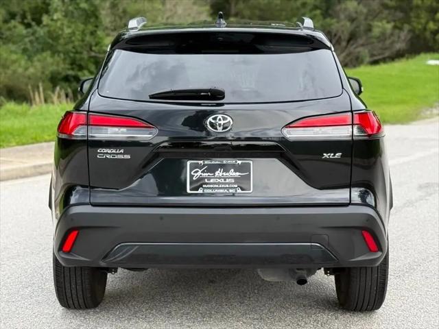 2025 Toyota Corolla Cross XLE