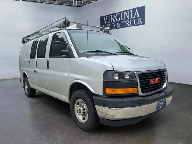 2020 GMC Savana Cargo RWD 3500 Regular Wheelbase Work Van