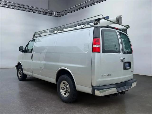 2020 GMC Savana Cargo RWD 3500 Regular Wheelbase Work Van
