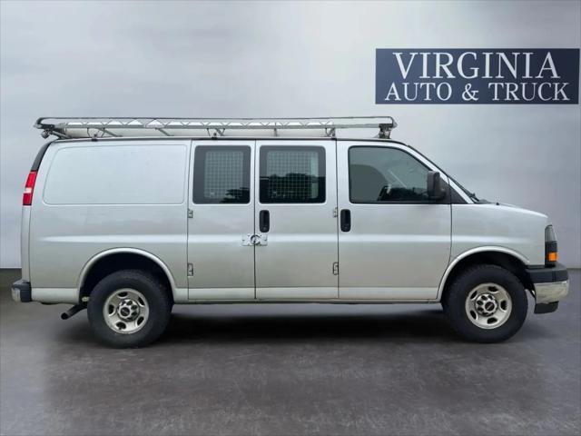 2020 GMC Savana Cargo RWD 3500 Regular Wheelbase Work Van