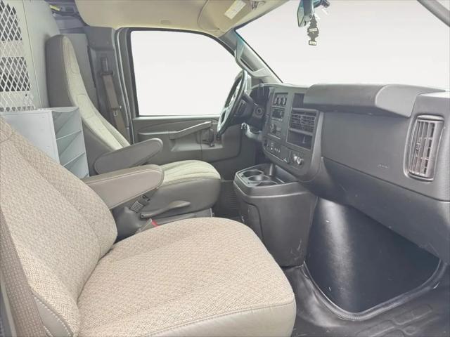 2020 GMC Savana Cargo RWD 3500 Regular Wheelbase Work Van