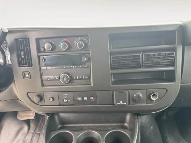 2020 GMC Savana Cargo RWD 3500 Regular Wheelbase Work Van