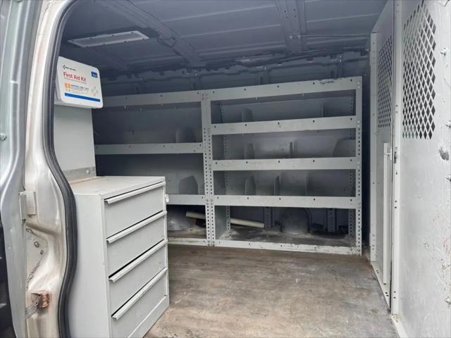 2020 GMC Savana Cargo RWD 3500 Regular Wheelbase Work Van