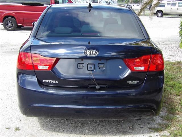 2010 Kia Optima LX