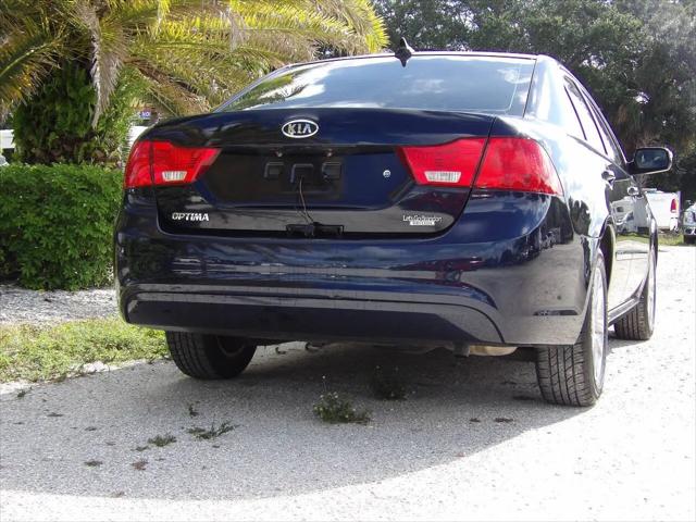 2010 Kia Optima LX