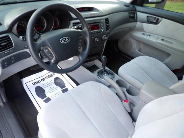 2010 Kia Optima LX
