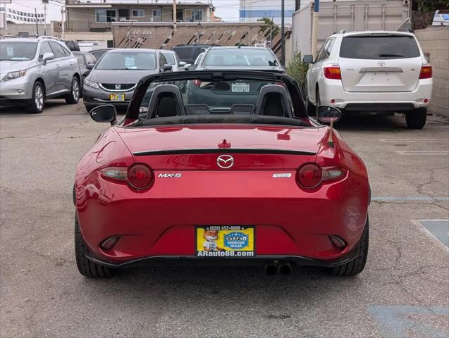 2016 Mazda MX-5 Club