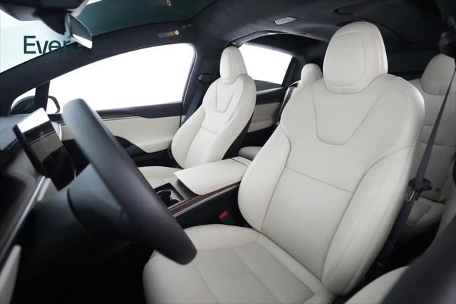 2024 Tesla Model X Long Range