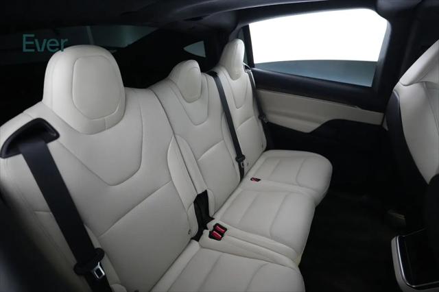 2024 Tesla Model X Long Range