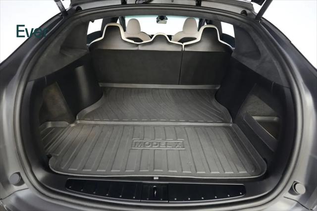 2024 Tesla Model X Long Range