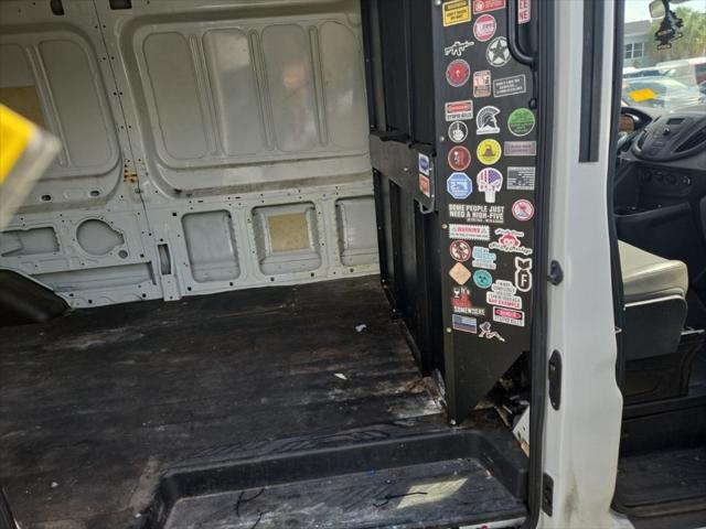 2015 Ford Transit Base