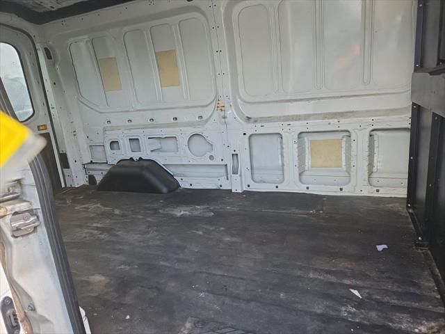 2015 Ford Transit Base