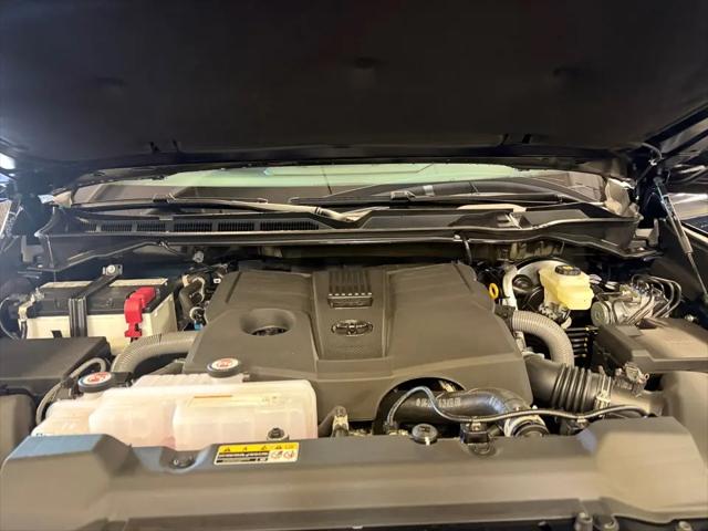 2026 Toyota Tundra Platinum CrewMax 5.5' Bed