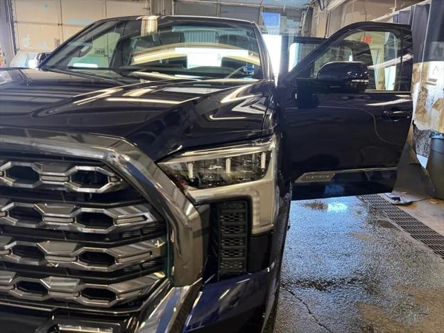 2026 Toyota Tundra Platinum CrewMax 5.5' Bed