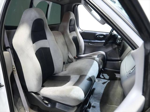 2004 Ford F-150 Lightning
