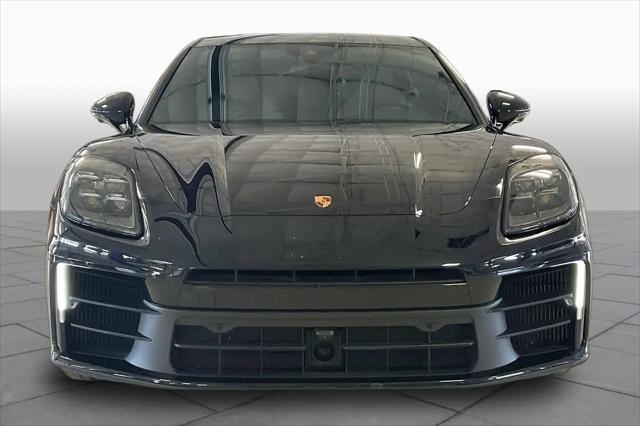 2024 Porsche Panamera 4