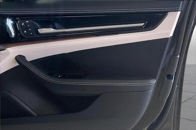 2024 Porsche Panamera 4