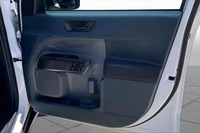 2024 Ford Maverick XL