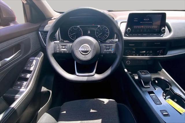 2023 Nissan Rogue SV FWD