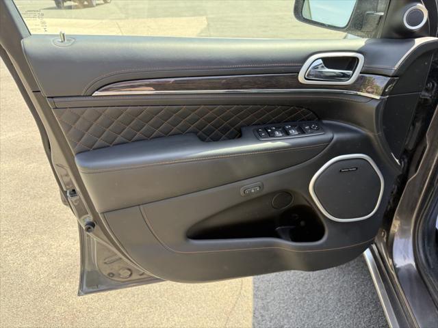2020 Jeep Grand Cherokee Summit 4x4