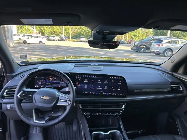 2025 Chevrolet Traverse AWD High Country