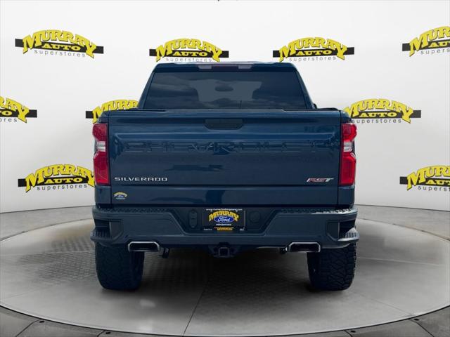 2022 Chevrolet Silverado 1500 4WD Crew Cab Short Bed RST