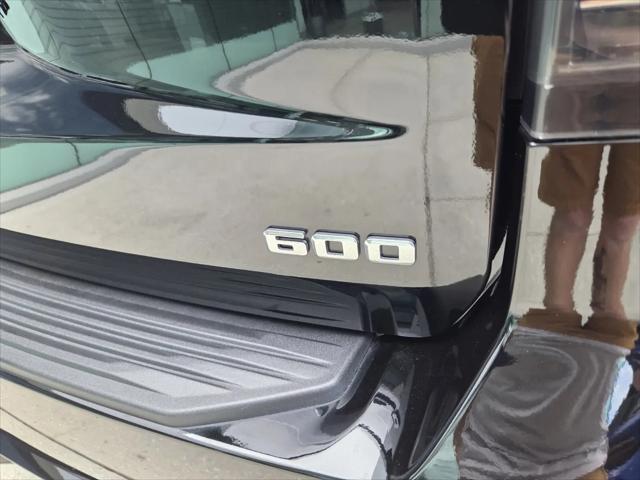 2024 Cadillac Escalade 4WD Sport Platinum