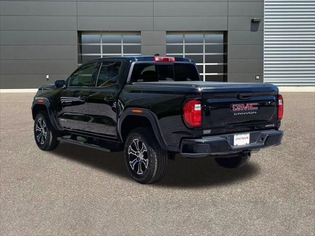 2025 GMC Canyon 4WD AT4